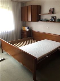 Abbildung: Schlafzimmer aus Kirschbaum/Haushaltsauflösung