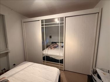 Abbildung: Kleiderschrank